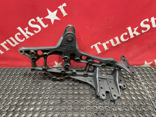 Кронштейн рессоры передней левый