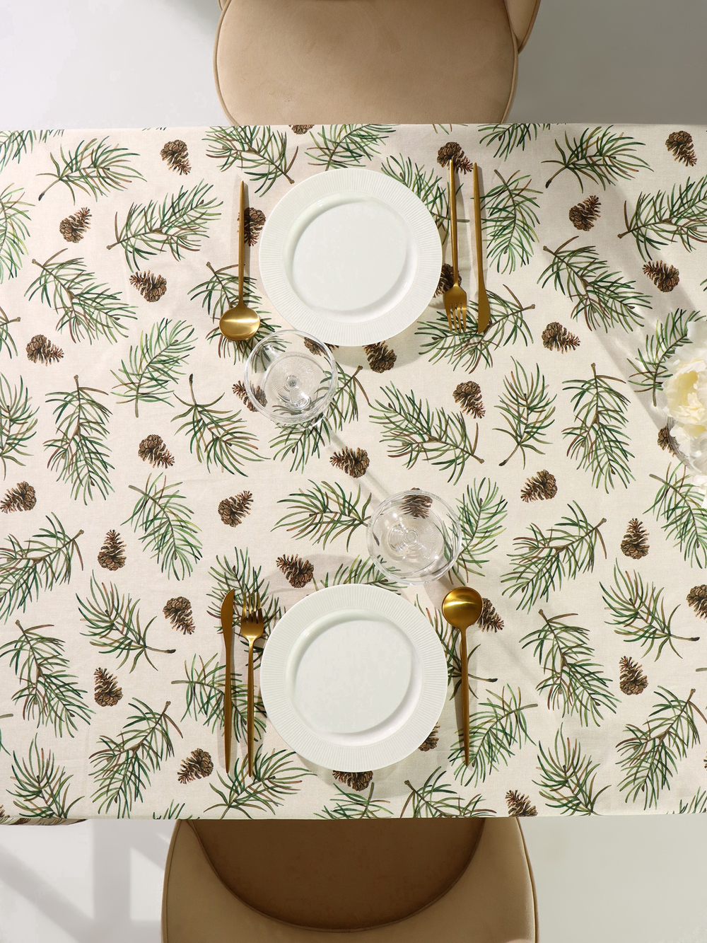 Скатерть Елки-шишки 147х220+/- 3см, 100% хл, саржа 190 г/м2