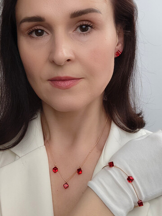 Браслет Миражи с красными кристаллами-кубиками Swarovski