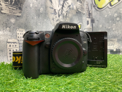 Nikon D90 6.500 кадров