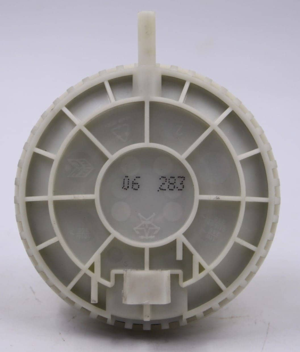 Датчик уровня воды (прессостат) стиральной машины Electrolux, Aeg, Zanussi 110571100 (126=04 792904)