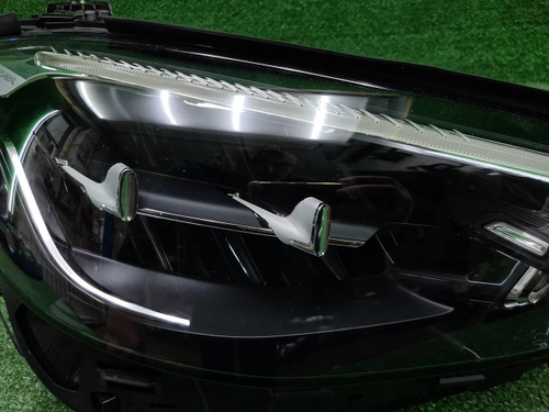 Фара правая Mercedes E W213 (2020-2023) LED
