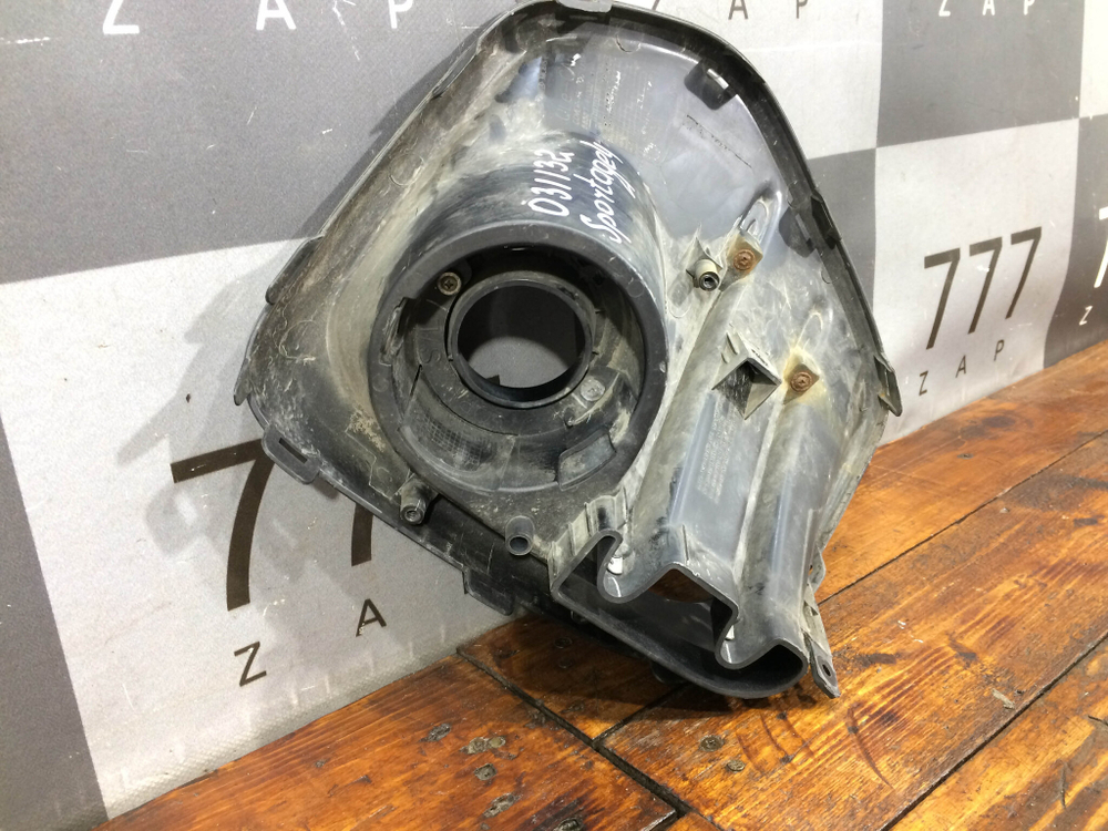 Накладка ПТФ передняя левая Kia Sportage 4 (QL) 16-18 Б/У Оригинал 86521F1100