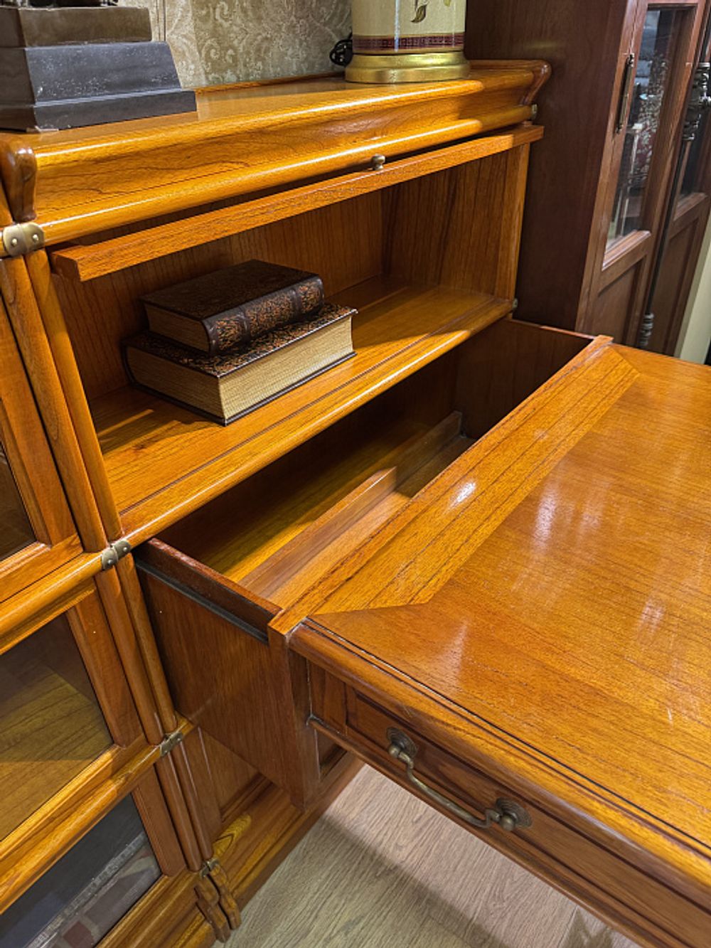 Стол-приставка письменный