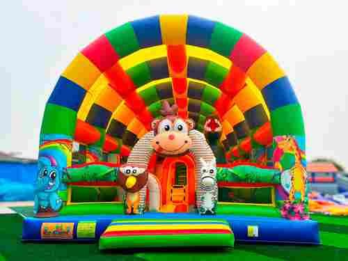 Коммерческий надувной батут «Страна Сафария» с крышей 14*7*6 м