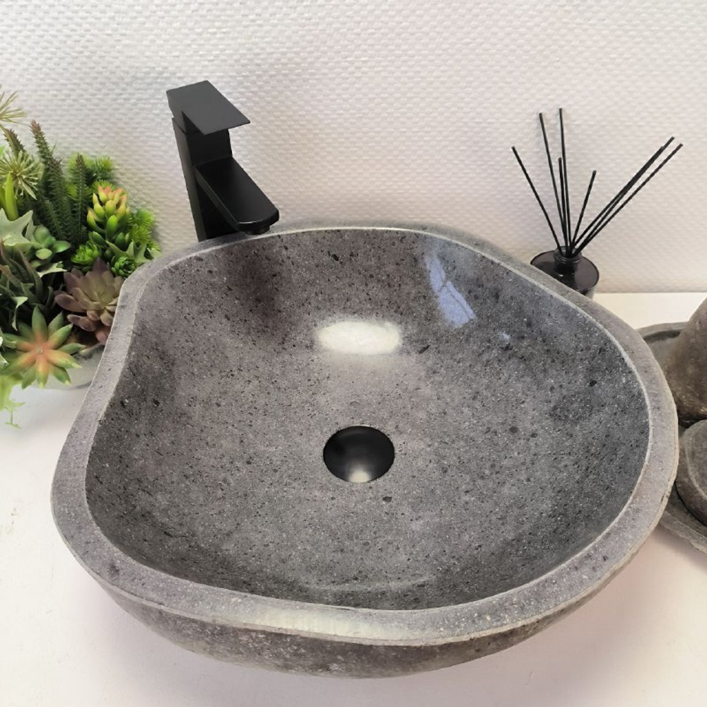 Раковина из речного камня RS-63483 (47*46*16) 0122