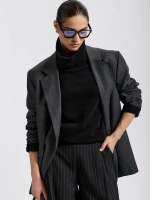 Свитшот с воротником