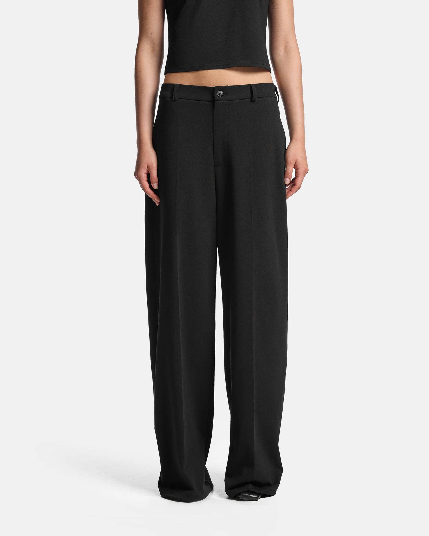 БРЮКИ СО СТРЕЛКАМИ ИЗ ТРИКОТАЖА