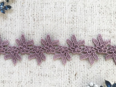 Кружево плетеное, ш. 3,5 см.