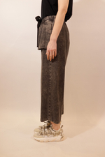 31409F40-7CBC-4D3B-9A27-78BCFA330FE3