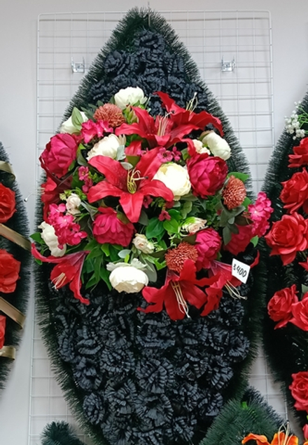 Венок 150 см в современном стиле