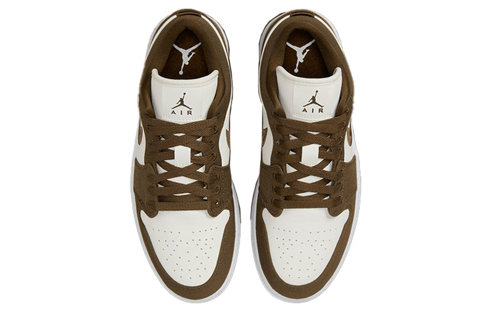 Кроссовки Jordan Air Jordan 1 Low Se "Light Olive" (Женская размерная сетка)
