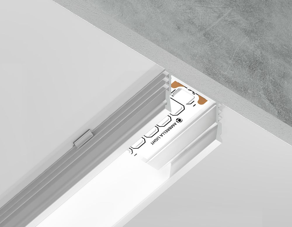 Ambrella Алюминиевый профиль накладной 15.7*12 для светодиодной ленты до 12мм Alum Profile GP1750WH