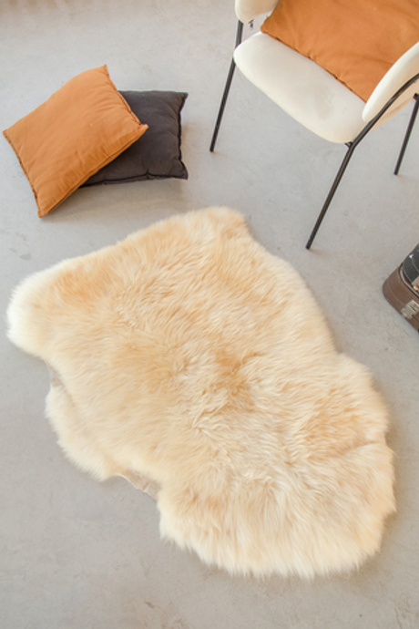 Шкуры из овчины с длинным ворсом для интерьера