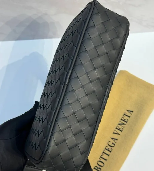 Сумка через плечо Bottega Veneta черный