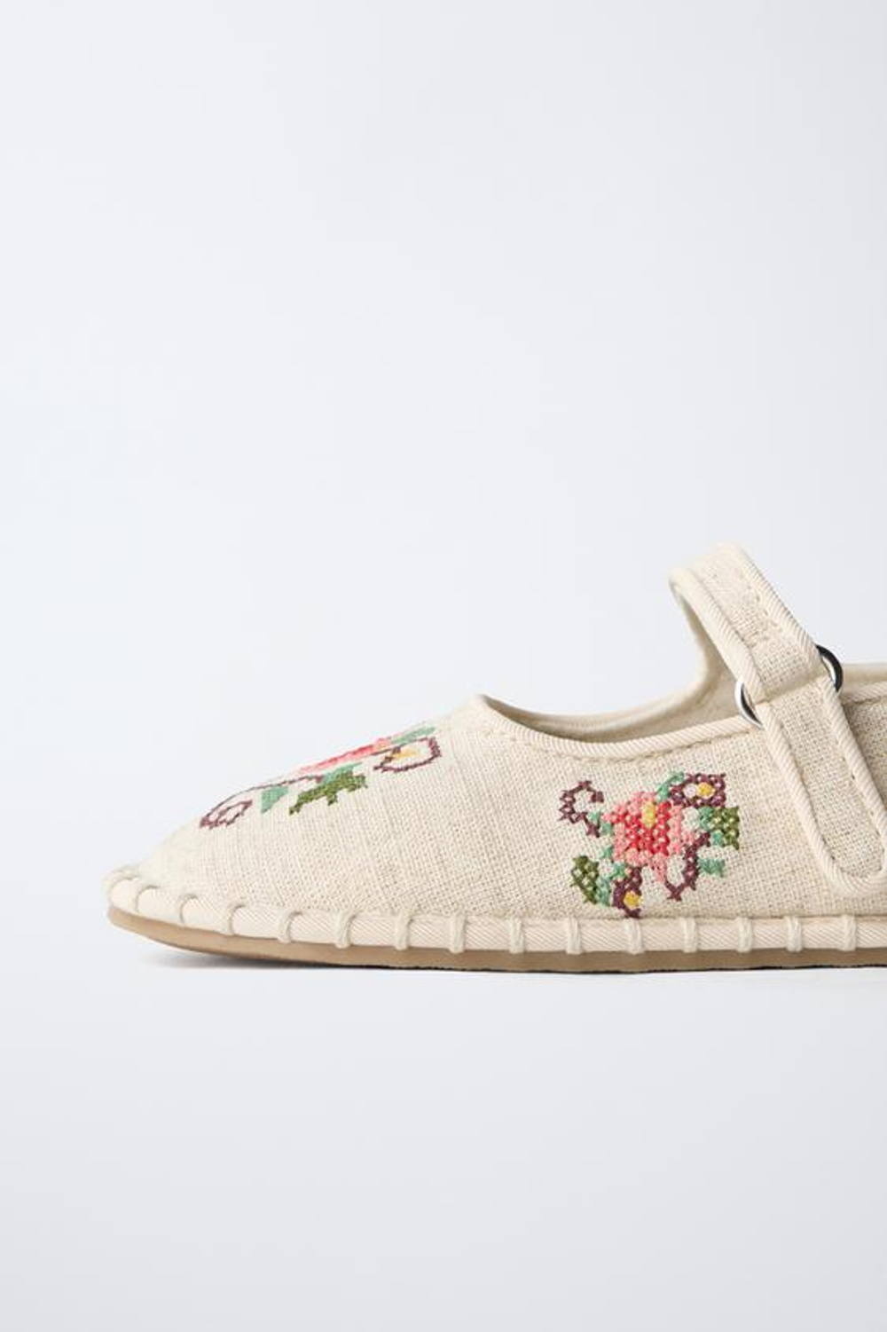 ZARA БАЛЕТКИ С ВЫШИВКОЙ, ЭКРЮ