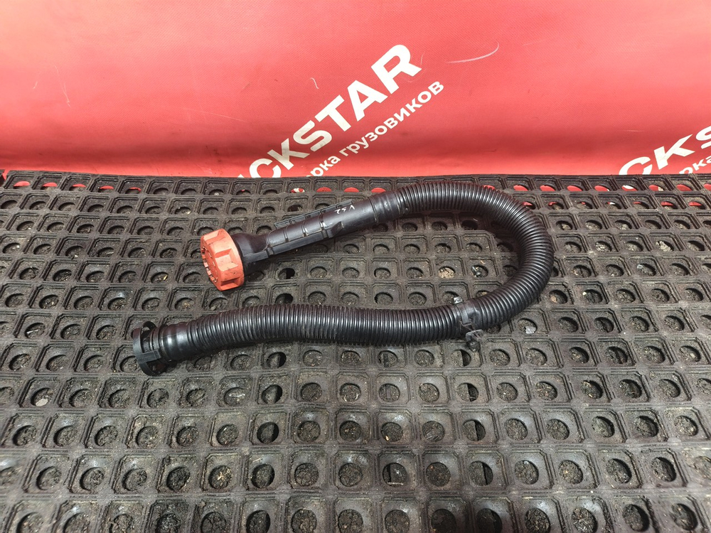 Маслозаливная горловина 2017г