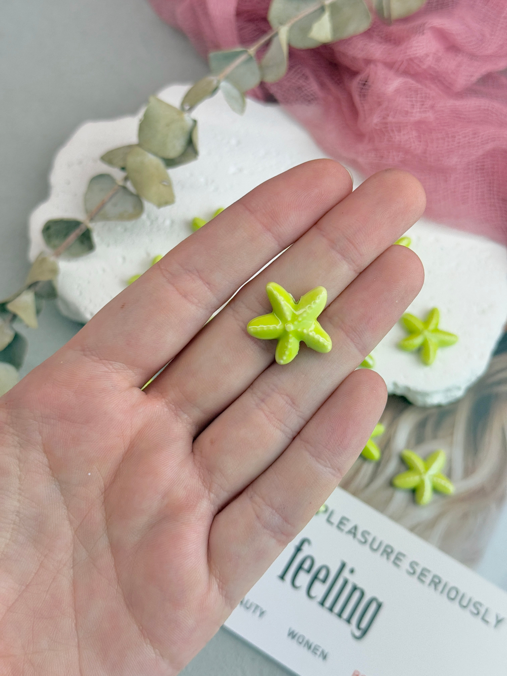 Керамические бусины "Морская звезда", салатовый 18 мм, 10 штук