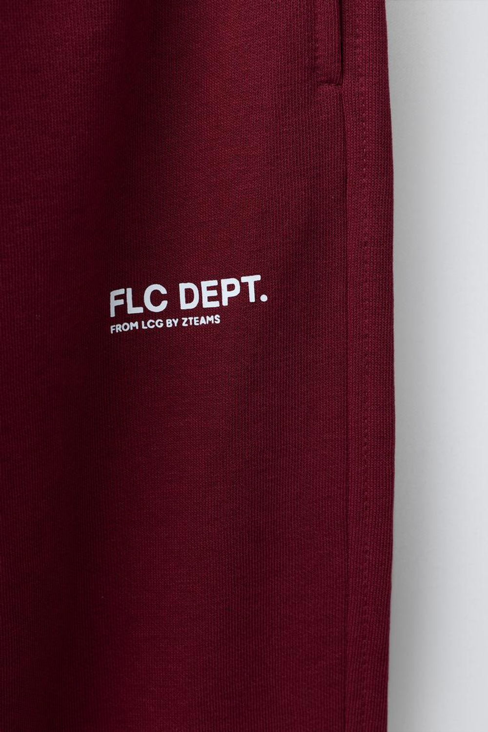 ZARA БРЮКИ-ДЖОГГЕРЫ С НАДПИСЬЮ, ГРАНАТОВЫЙ