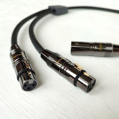 DAXX Y390 Разветвитель 2XLRмама-1XLRпапа кабель из посеребренной монокристаллической меди. High Grade D=9mm