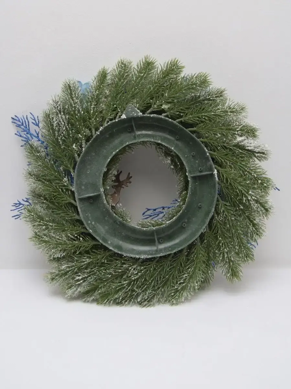 Венок новогодний 40 см, на дверь, на стол, декор для дома