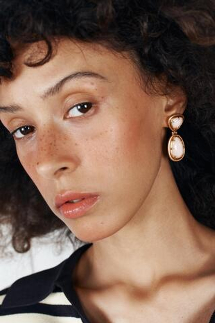 ZARA СЕРЬГИ С КАМНЯМИ И СТРАЗАМИ, ЗОЛОТИСТЫЙ