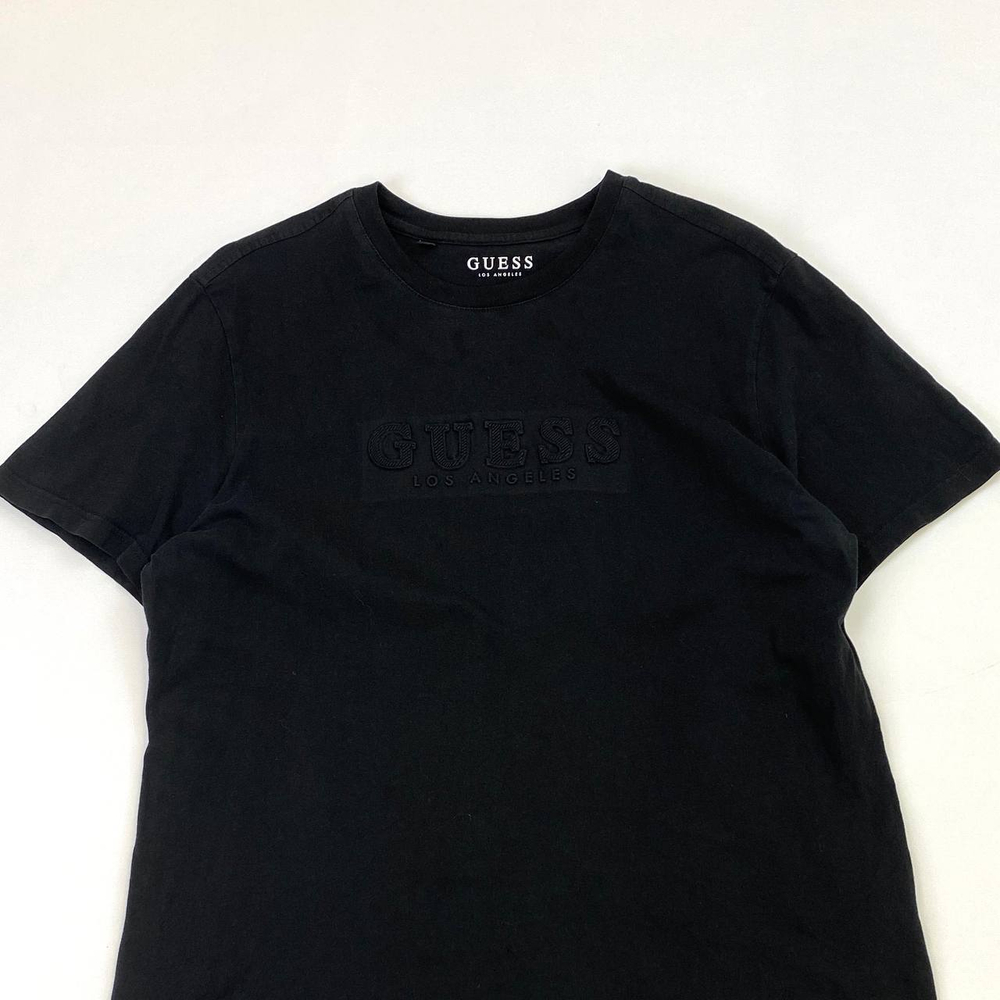 Футболка Guess