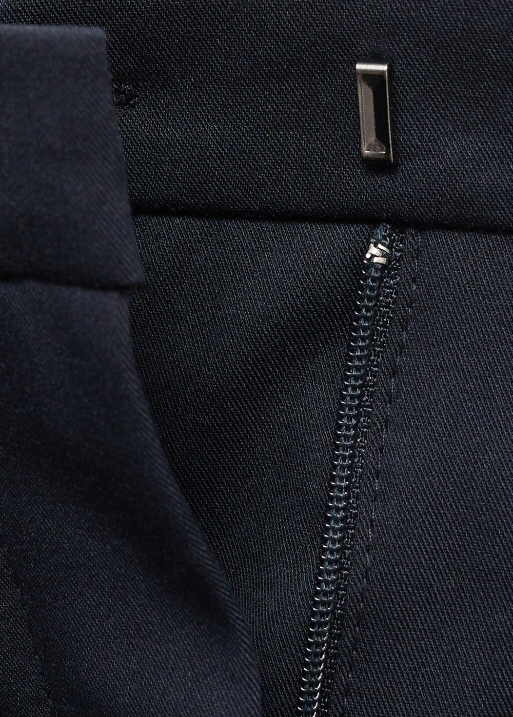 Прямые костюмные брюки