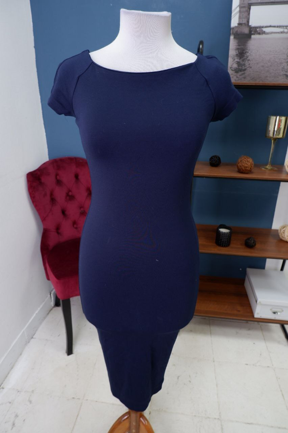 Платье Benetton однотонное 42 размер