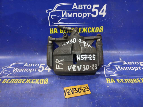 Суппорт тормозной передний правый TOYOTA CAMRY PROMINENT 1991