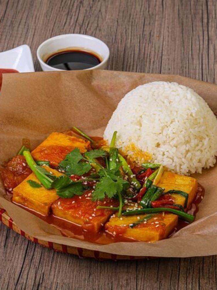 Тофу Lao Gan Ma с красным маслом, 260 г, 2 шт