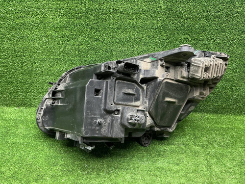 Фара правая Mercedes C w205 (2014-2018) LED