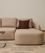 Трехместный диван-кровать Laira с правым шезлонгом из бежевого шенилла 246  см