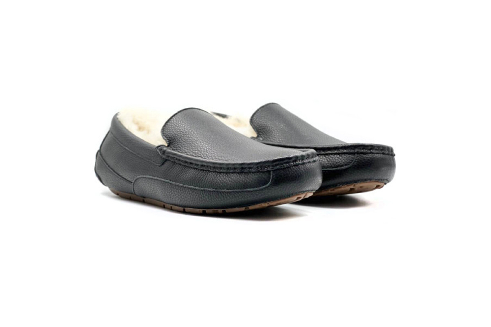 UGG Mens Ascot Metallic Black