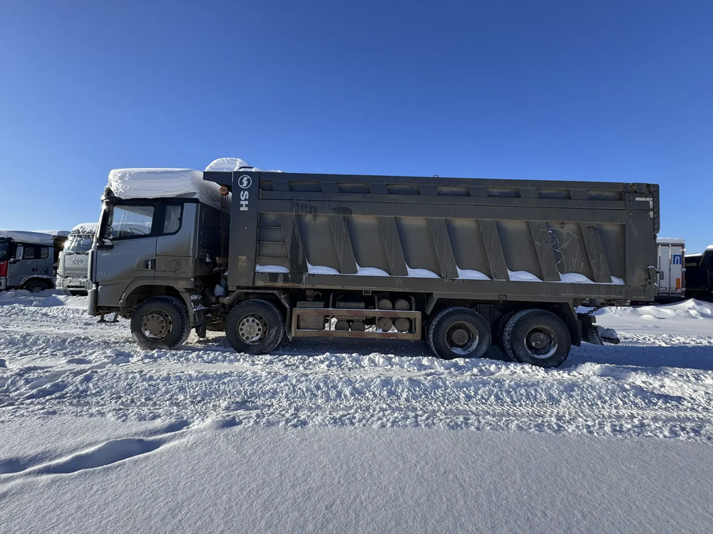 Shacman (Shaanxi) SX* 8x4 Самосвал SX331863366 (Дизельный, 12,5 л, 544 л.с., МТ)