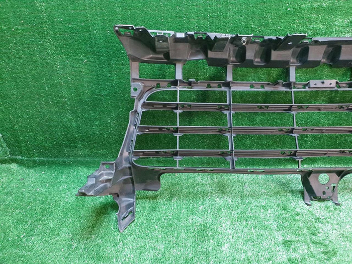 Решетка переднего бампера Porsche Cayenne 3 17-23