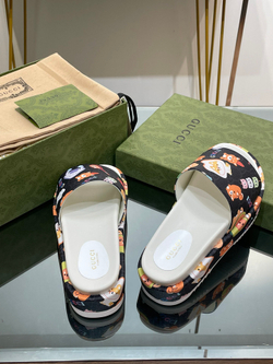 Gucci Platform Slide Sandal