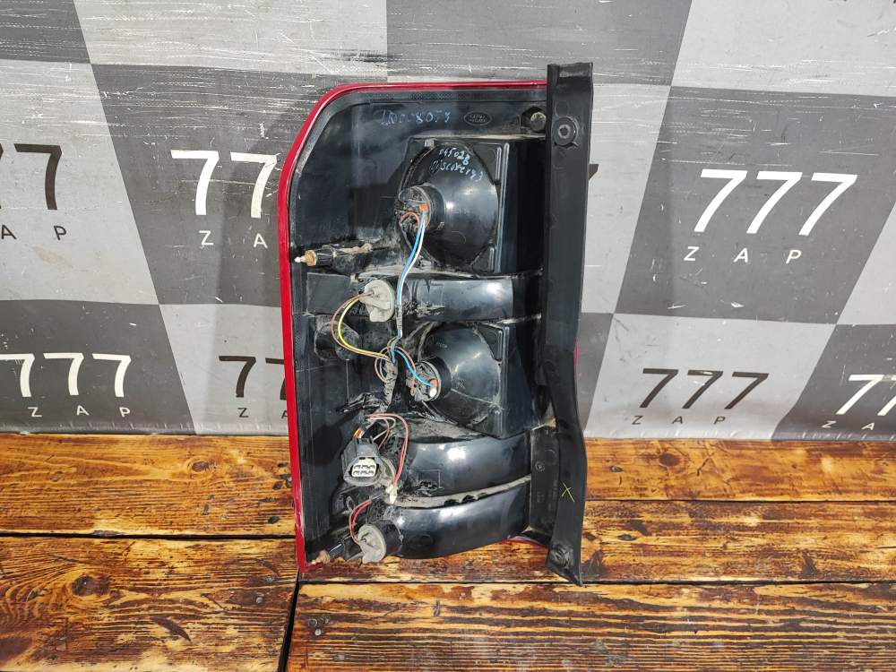 Фонарь задний правый Land Rover Discovery 3 04-09 Б/У Оригинал XFB000563