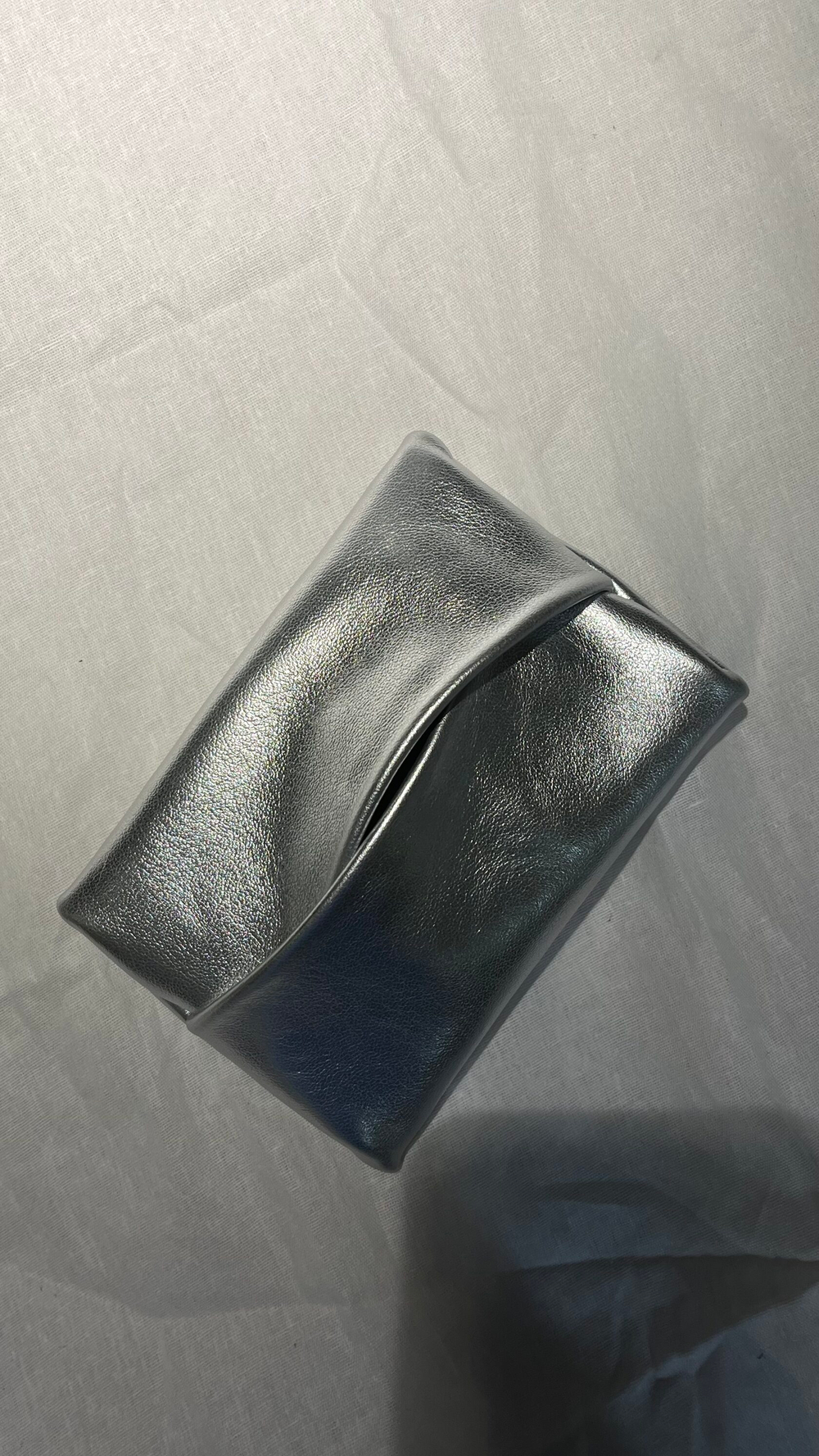 Косметичка BAG HOLE SILVER