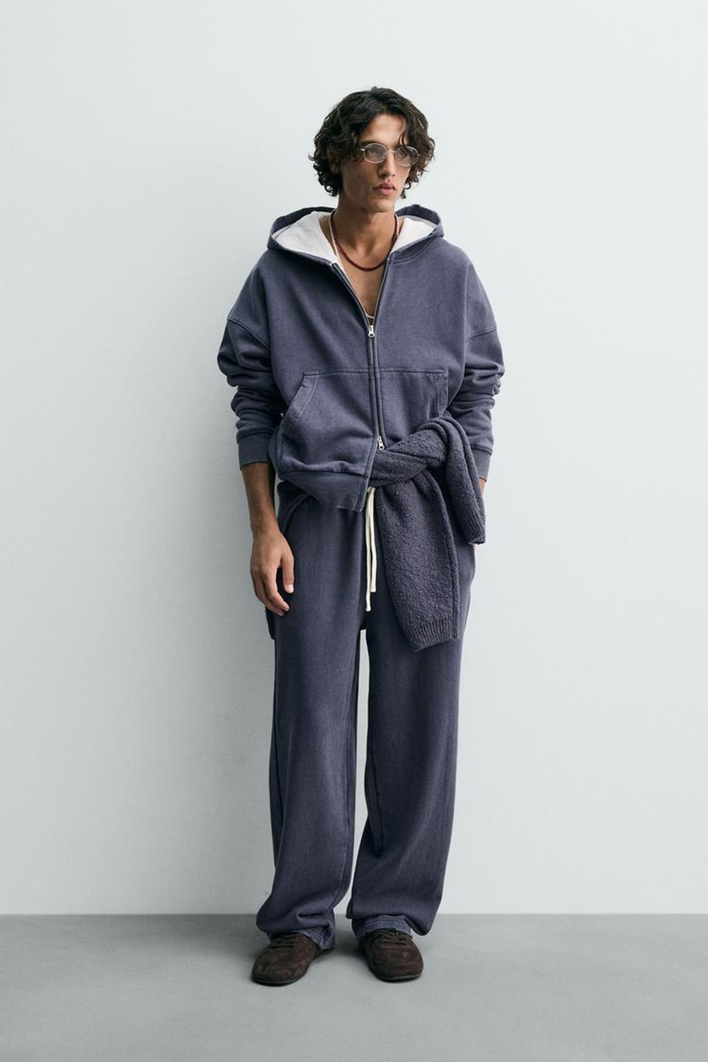 ZARA ДЖОГГЕРЫ СВОБОДНОГО КРОЯ, ЧЕРНИЛЬНО-СИНИЙ