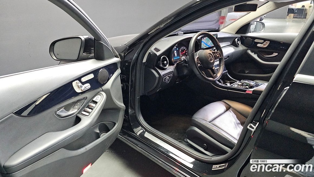 Mercedes-Benz C-Class W205 C200 (12.2019)