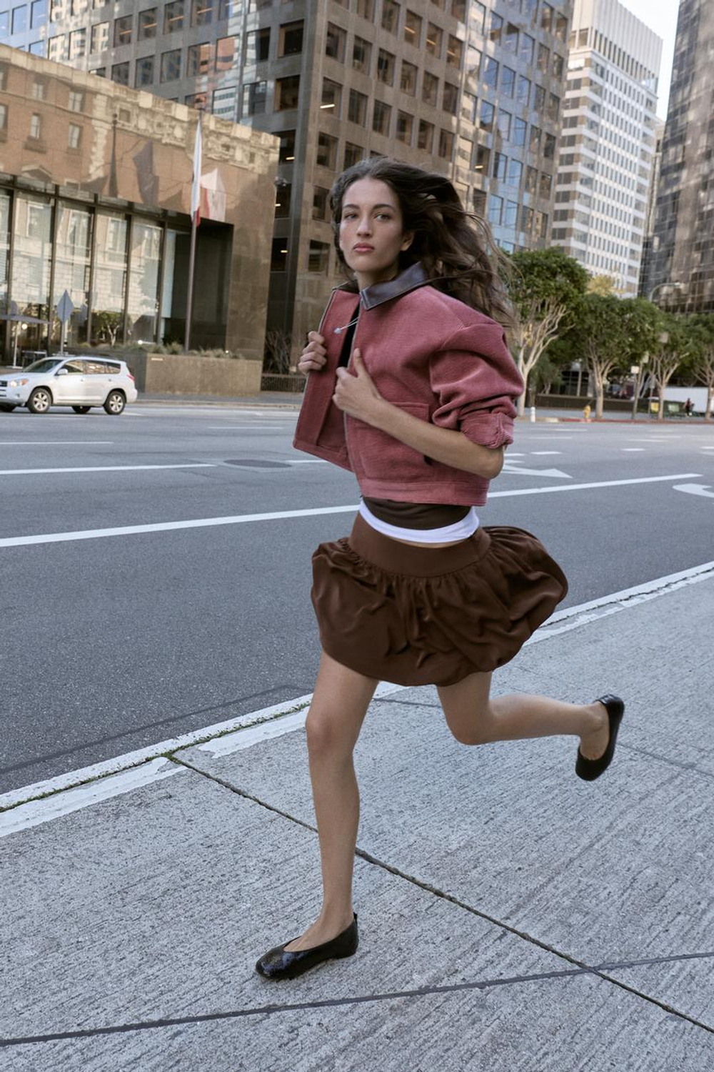 ZARA БАЛЕТКИ С ЭФФЕКТОМ КРАКЛЕ, ЧЕРНЫЙ