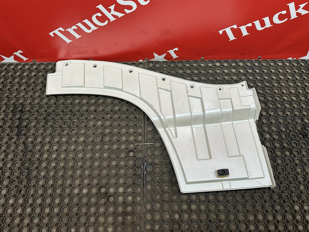 Продолжение двери левой 2023г