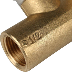 Угольник настенный с креплением удлиненный 1/2"х20