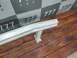 Усилитель переднего бампера Audi E-Tron 18-нв Б/У Оригинал 4KE807093