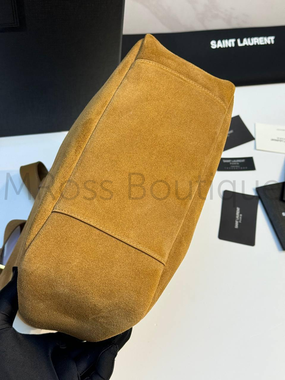 Женская сумка Yves Saint Laurent из замши