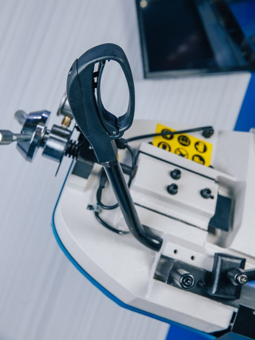 Ленточнопильный отрезной станок MetalTec BS 250 FHЕ