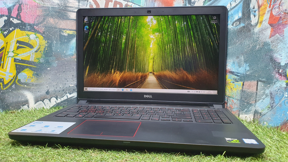 Ноутбук Dell i5-7/10Gb/GTX 1050 4Gb/FHD/Inspiron 5577 7577-5199/Windows 10