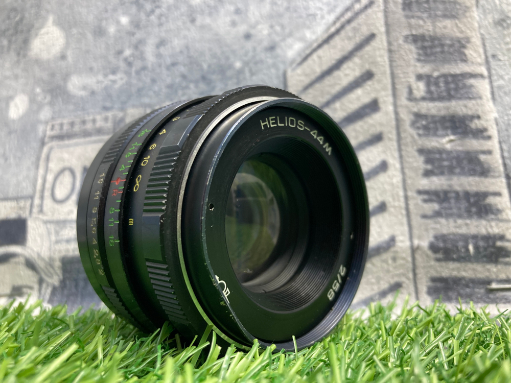 Helios-44M