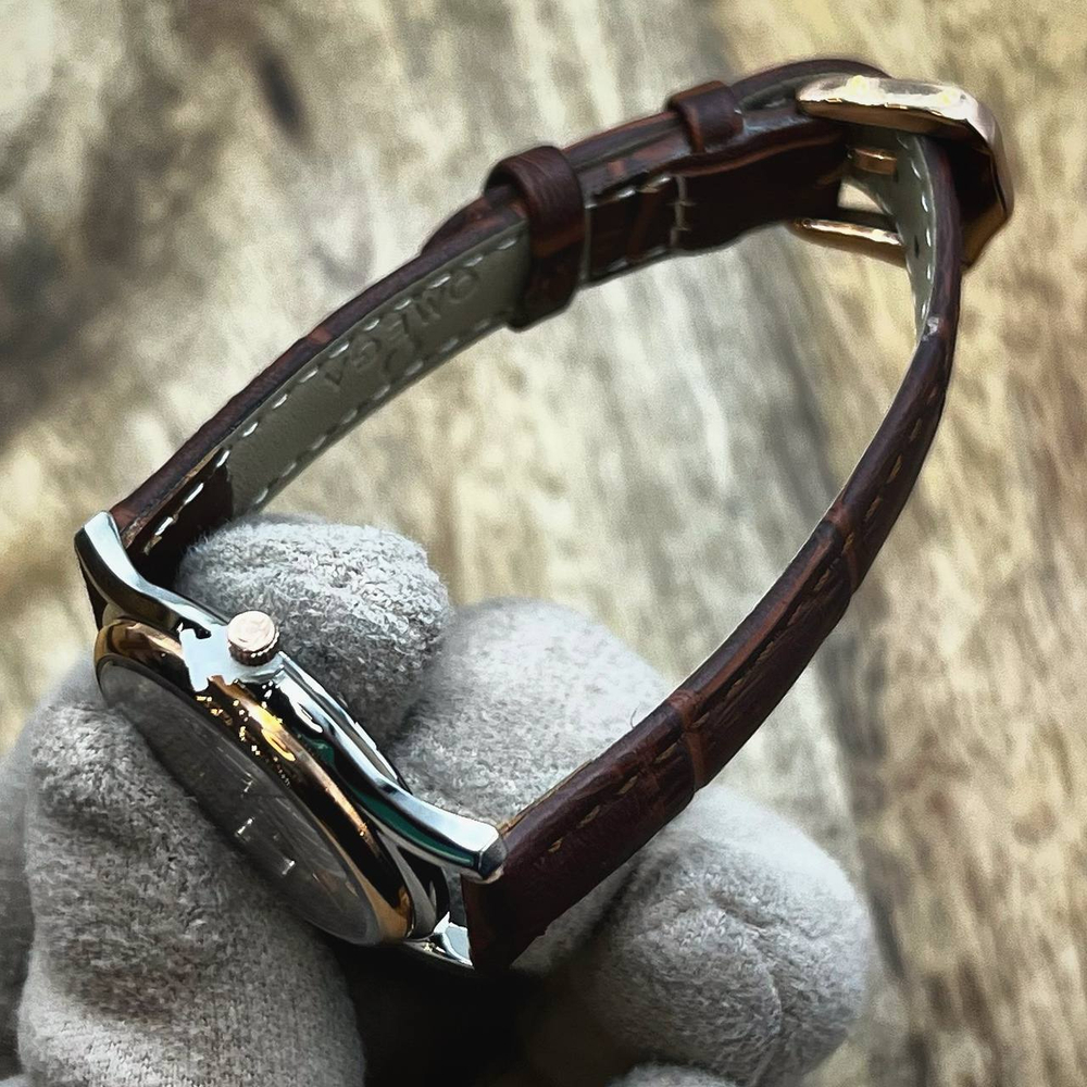 Часы Omega